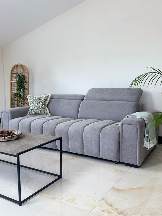 Molly Electric remote sofa