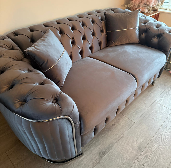 Calcutta 2&2 in plush velvet sofa set