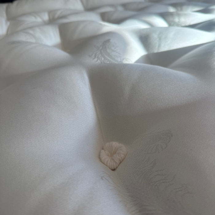 The Cloud 3000 pocket sprung mattress