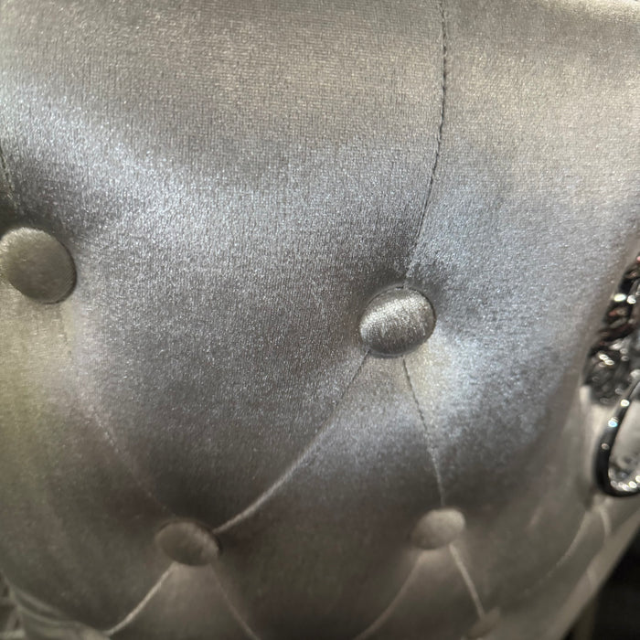 Louis marble 130Cm Round Dining Set With 4 Lewis Button Back Lion Chairs