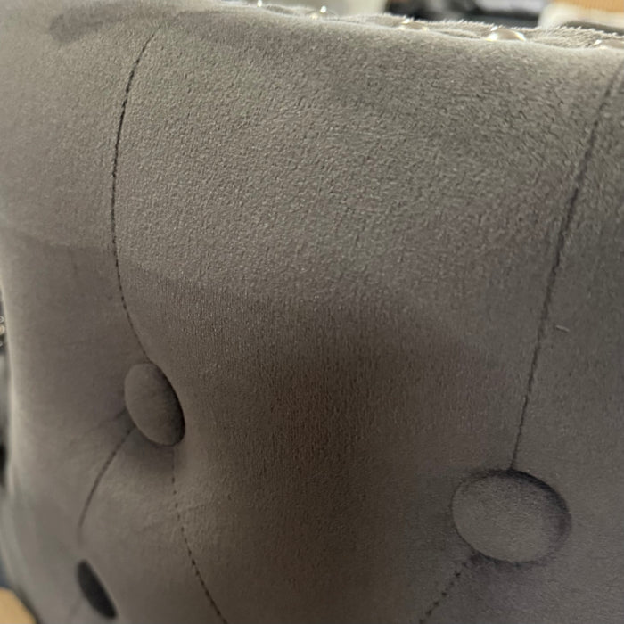 Louis marble 130Cm Round Dining Set With 4 Lewis Button Back Lion Chairs