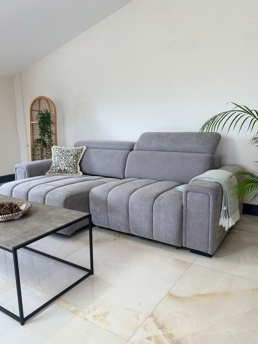 Molly Electric remote sofa