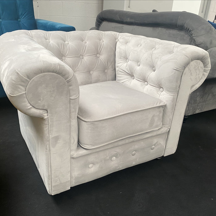 JERSEY CHESTERFIELD ARMCHAIR IN GREY