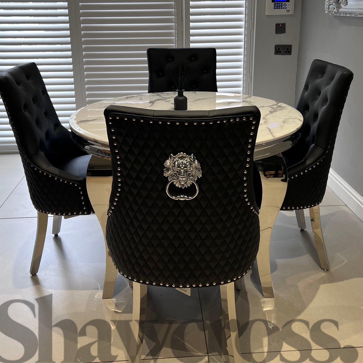 110Cm Louis round Marble Table With 4 Knocker Dining Chairs